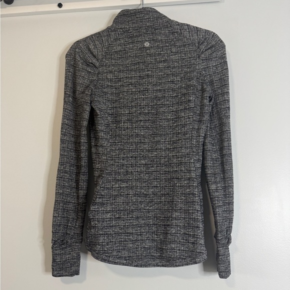 Lululemon Extra Mile 1/2 Zip - Picture 4 of 9